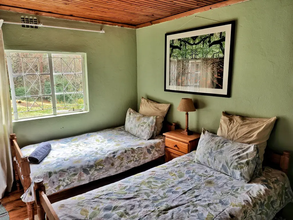 Foxes Earth main bedroom